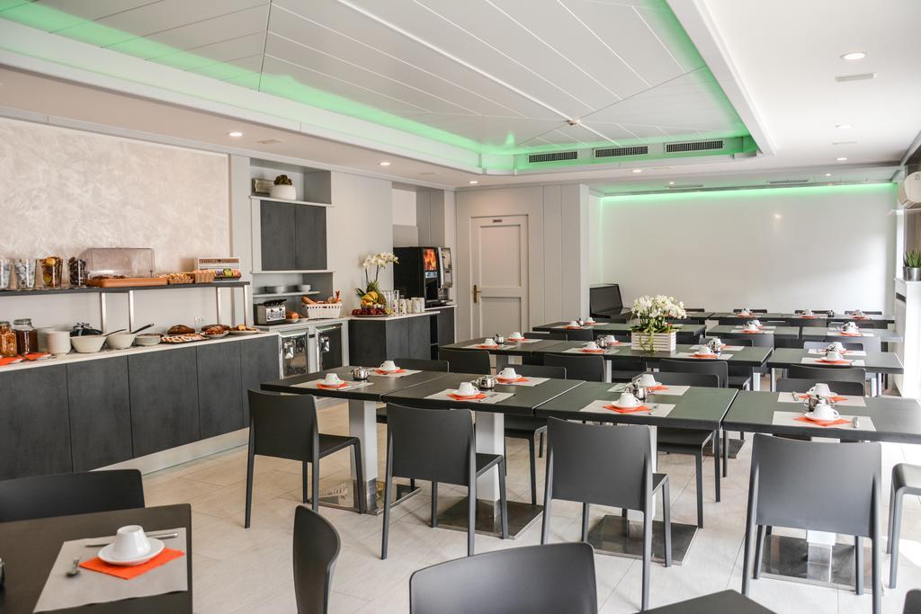 Hotel Aurora & Appartamenti Torbole Sul Garda Екстериор снимка
